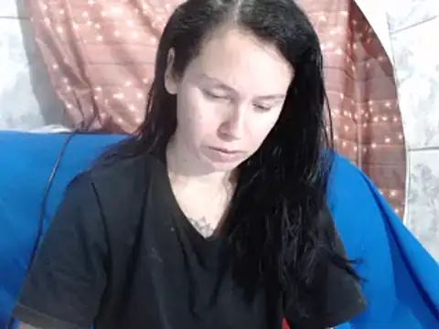 Venusluxodomme online show from 10.14.25