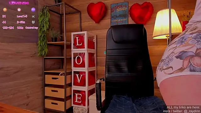 Raydirin online show from 02.23.25