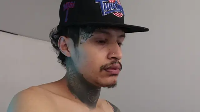 trieone online show from 02.26.25