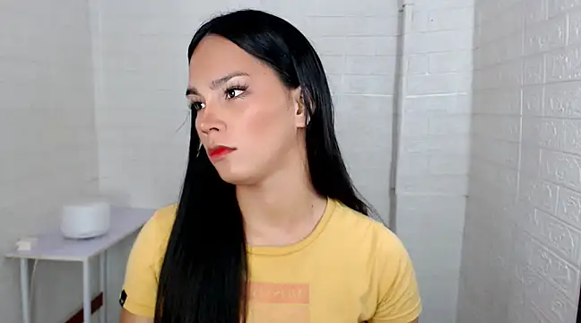 urnaughtydolly69 online show from 03.22.25