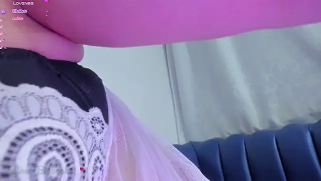 Juliana bigboobs online show from 12.18.25