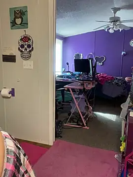 lolabunny9 online show from 12.17.24