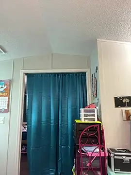 lolabunny9 online show from 01.16.25