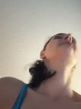 lolabunny9 online show from 09.11.25