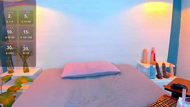 Snapshot of bunny_bicht chatting on 03.04.25 bunny bicht online show from 03.04.25