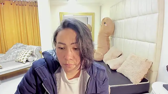 gaby trent online show from 02.24.26