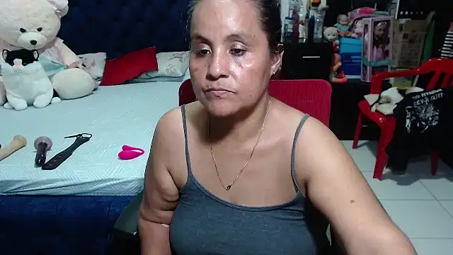 pervert mommy  online show from 03.01.25