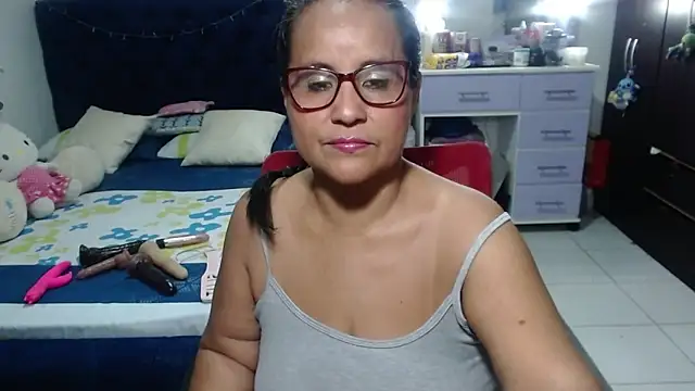 pervert mommy  online show from 03.11.26