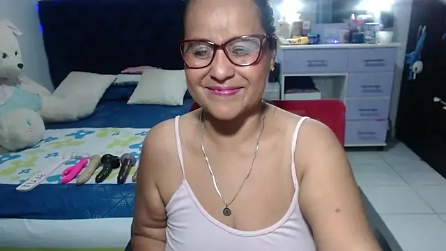 pervert mommy  online show from 04.12.26