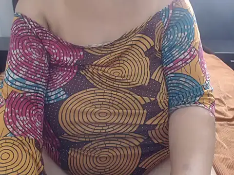 Snapshot of XHotJuicyBootyXX chatting on 04.18.26 XHotJuicyBootyXX online show from 04.18.26