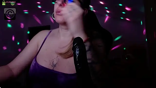 SonyaDevon online show from 01.08.25