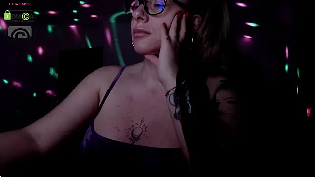 SonyaDevon online show from 01.30.25