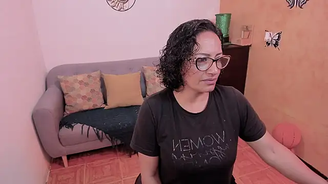 scarlet wet online show from 12.02.25