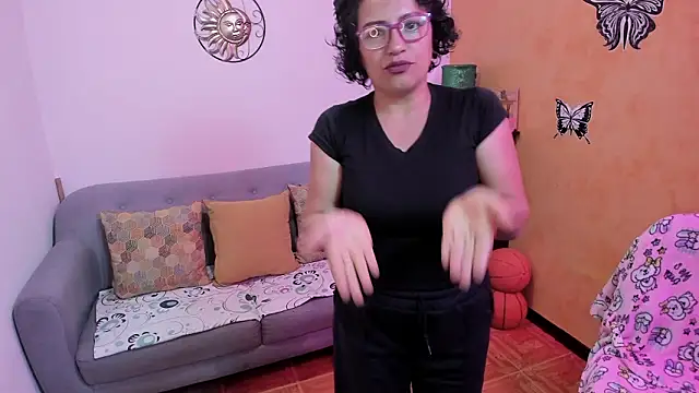 scarlet wet online show from 02.12.26