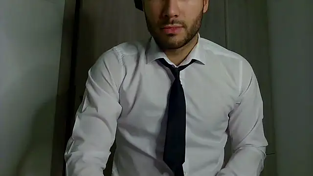 Justynn1 online show from 01.12.25