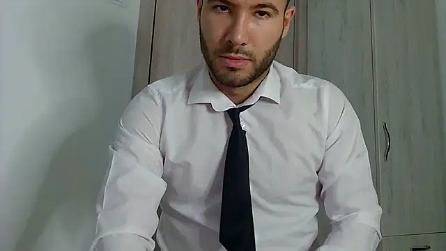 Justynn1 online show from 01.28.25