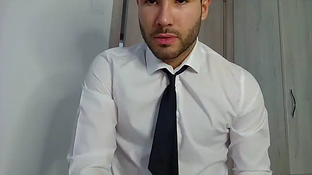 Justynn1 online show from 03.13.25