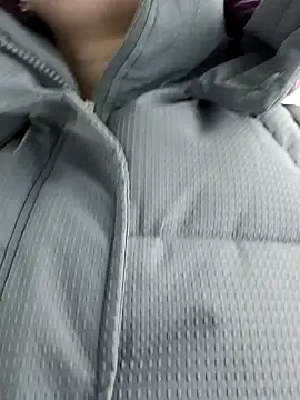 Frost foxy online show from 12.15.24