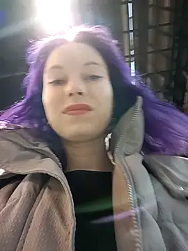 Frost foxy online show from 12.21.24