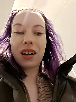 Frost foxy online show from 02.19.25