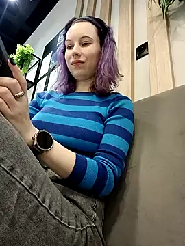 Frost foxy online show from 02.22.25