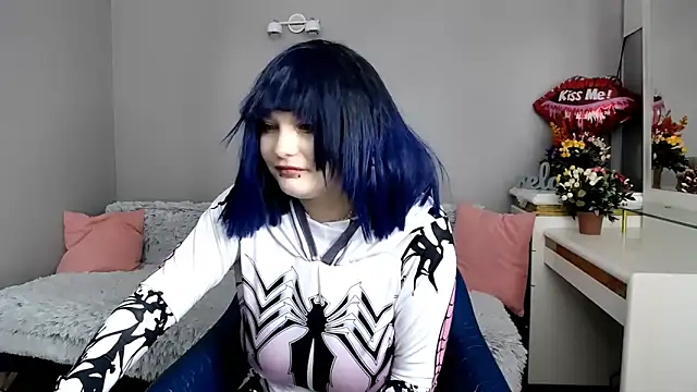 Estheri online show from 02.03.26