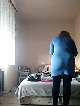 Snapshot of Elza01 chatting on 03.16.25 Elza01 online show from 03.16.25