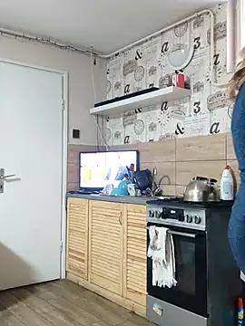 Snapshot of Elza01 chatting on 11.20.25 Elza01 online show from 11.20.25