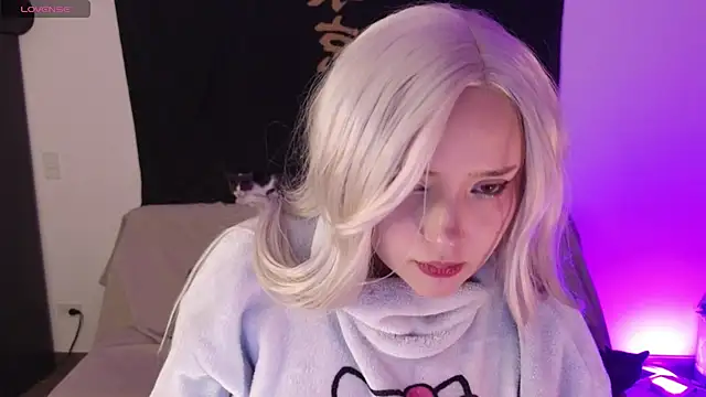 Snapshot of KuroChan420 chatting on 02.07.25 KuroChan420 online show from 02.07.25