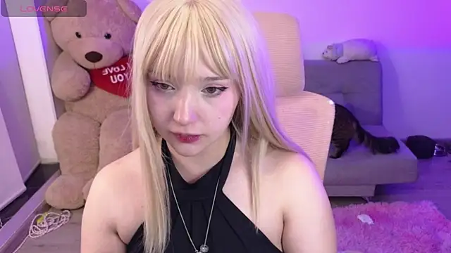 Snapshot of KuroChan420 chatting on 05.23.26 KuroChan420 online show from 05.23.26