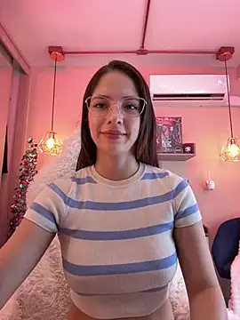 Snapshot of Zoe_Bae chatting on 01.06.25 Zoe Bae online show from 01.06.25