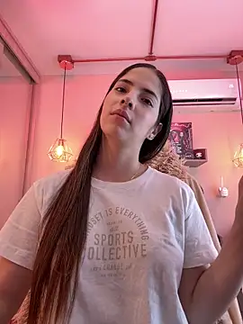 Snapshot of Zoe_Bae chatting on 01.09.25 Zoe Bae online show from 01.09.25