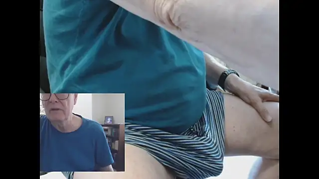 Snapshot of alan_inlondon chatting on 11.23.25 alan inlondon online show from 11.23.25