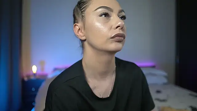 Snapshot of TiffanyPierce chatting on 02.04.26 TiffanyPierce online show from 02.04.26