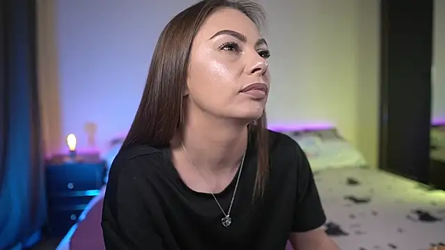 Snapshot of TiffanyPierce chatting on 02.08.26 TiffanyPierce online show from 02.08.26