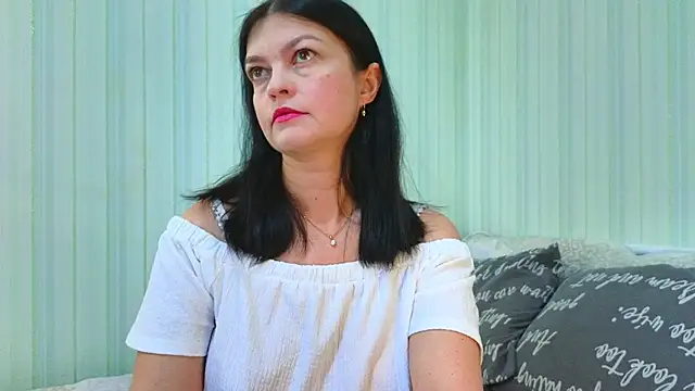  Lily  online show from 03.17.26