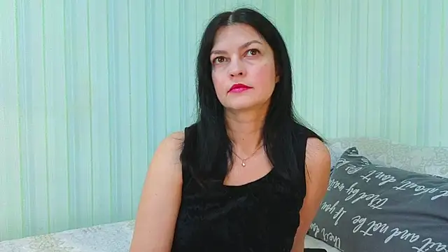  Lily  online show from 04.14.26