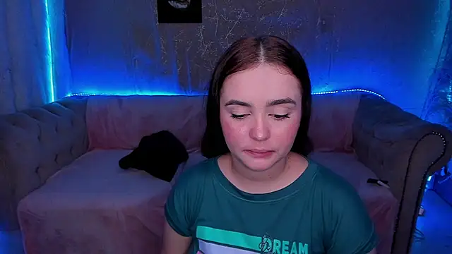 Shyfantasies online show from 09.13.25