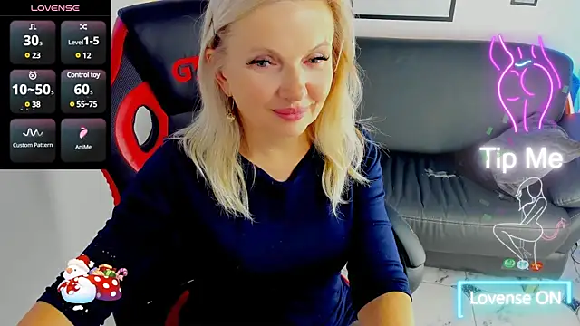 Abby Moore  online show from 03.02.25