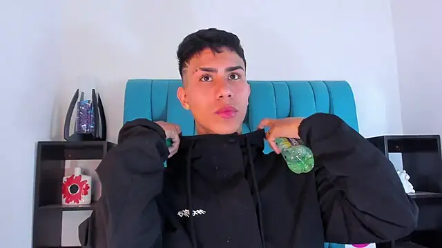 AlanNaughty online show from 01.17.25