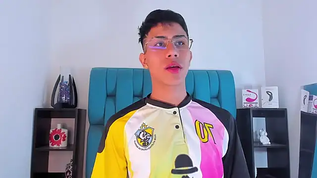 AlanNaughty online show from 01.19.25