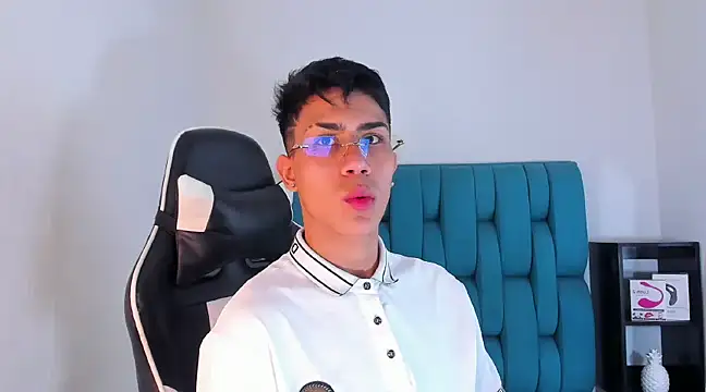 AlanNaughty online show from 02.02.25