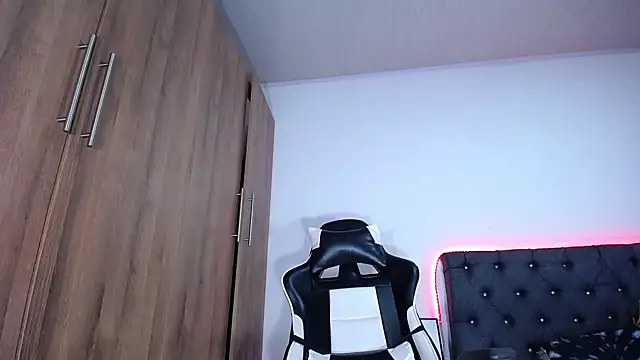 AlanNaughty online show from 03.15.25