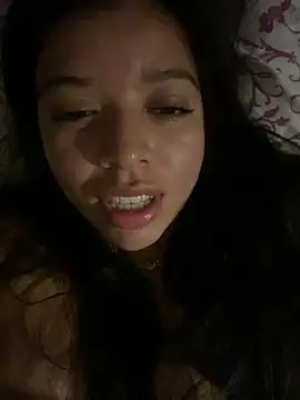 Snapshot of DulceAngelica chatting on 03.17.26 DulceAngelica online show from 03.17.26