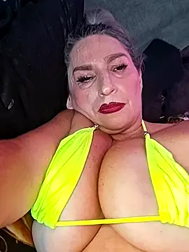 Snapshot of Lossexycacha chatting on 02.18.26 Lossexycacha online show from 02.18.26