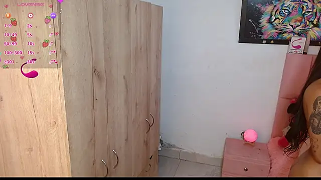 sofia gold  online show from 01.07.25