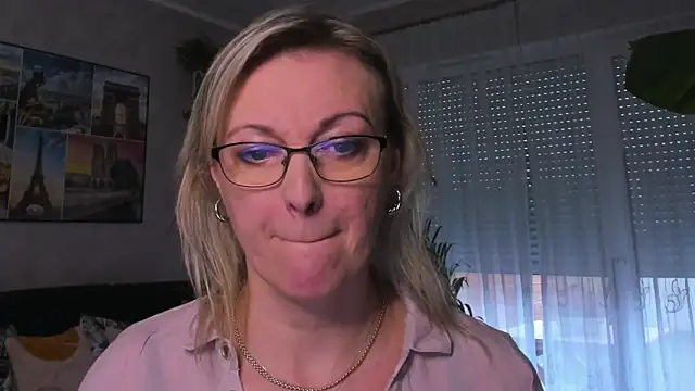 vanessa chat online show from 02.05.25