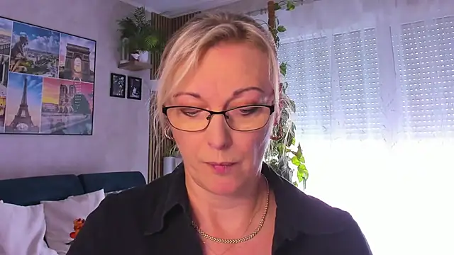 vanessa chat online show from 09.09.25