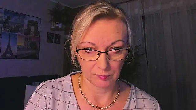 vanessa chat online show from 11.13.25