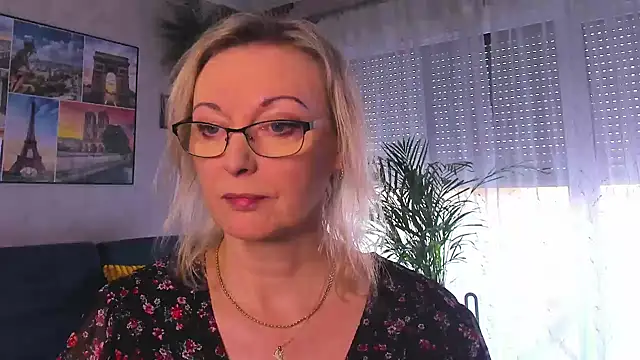 Snapshot of vanessa_chat chatting on 03.08.26 vanessa chat online show from 03.08.26